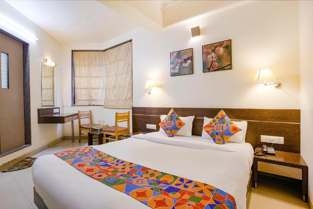 Gandharva Residency Swargate Ξενοδοχείο Πούνε Εξωτερικό φωτογραφία